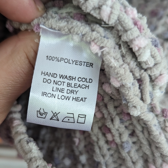 eesome chunky chenille v-neck cropped sweater wavy hem small/medium - Picture 7 of 7